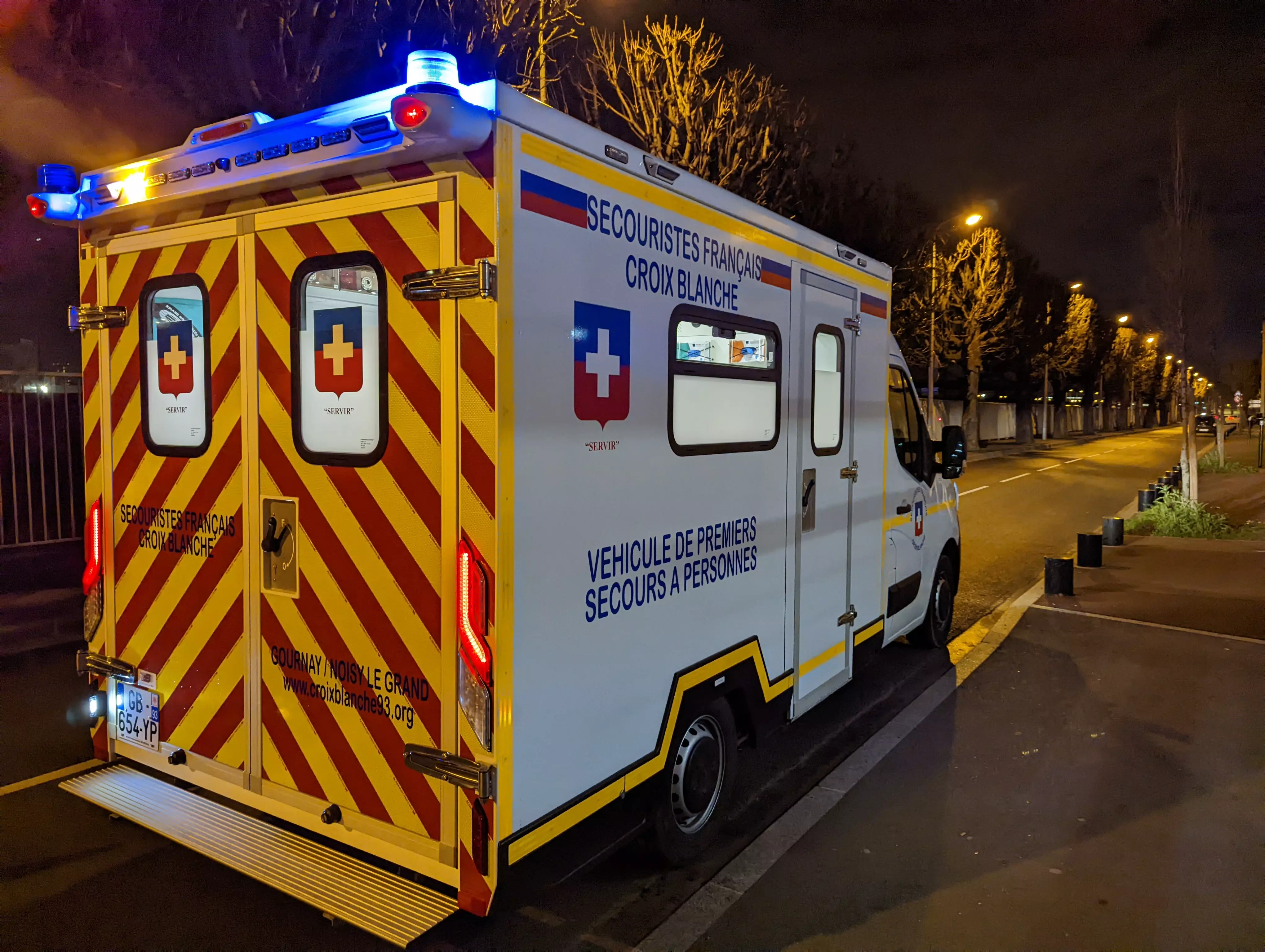 DEMANDER UN POSTE DE SECOURS